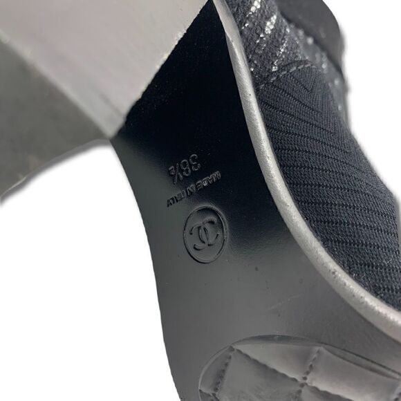 CHANEL Interlocking CC Logo Booties |38.5 EU| - Picture 5 of 14